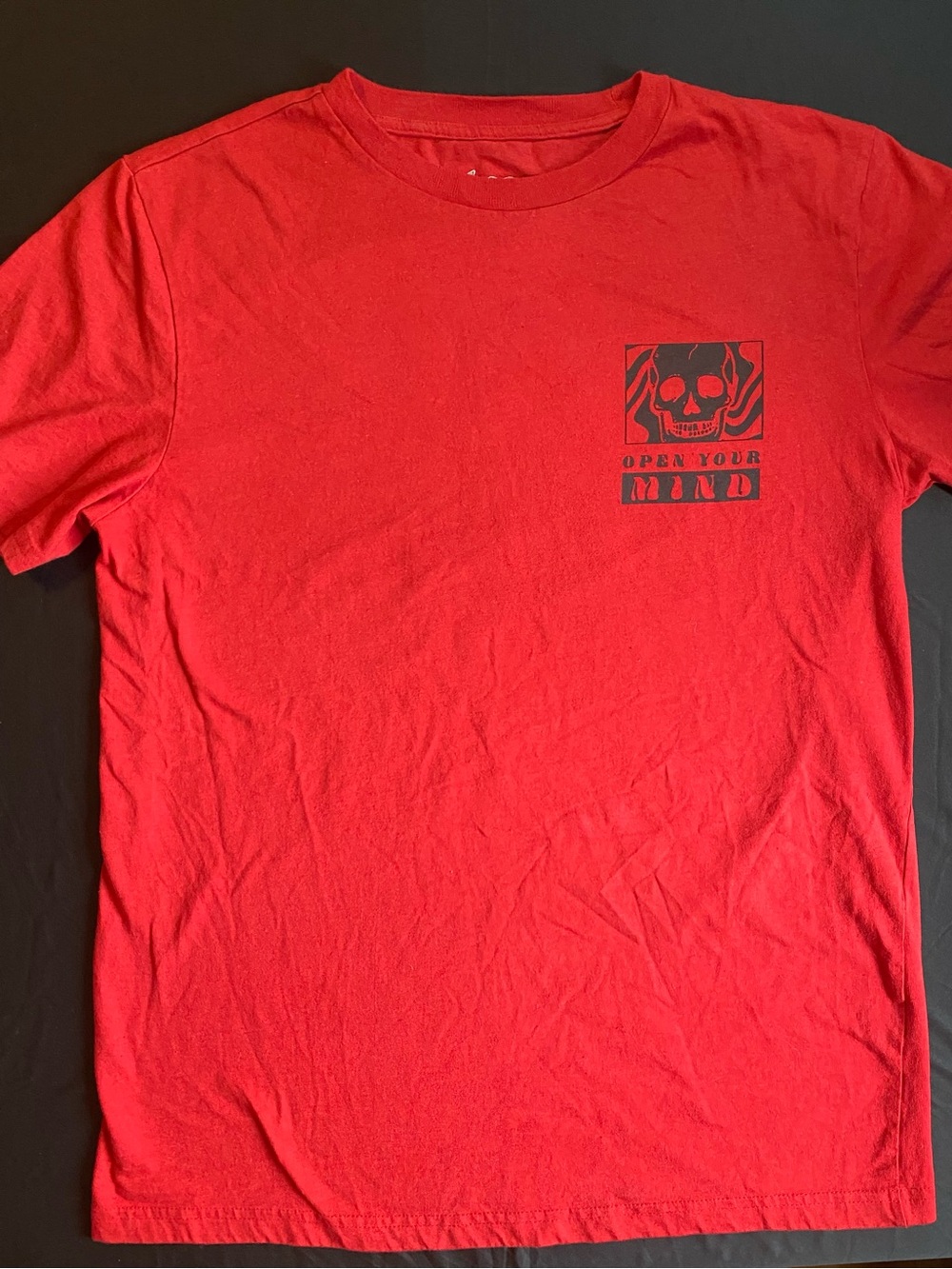 Red Graphic 'Open Your Mind' Crew Neck T-Shirt